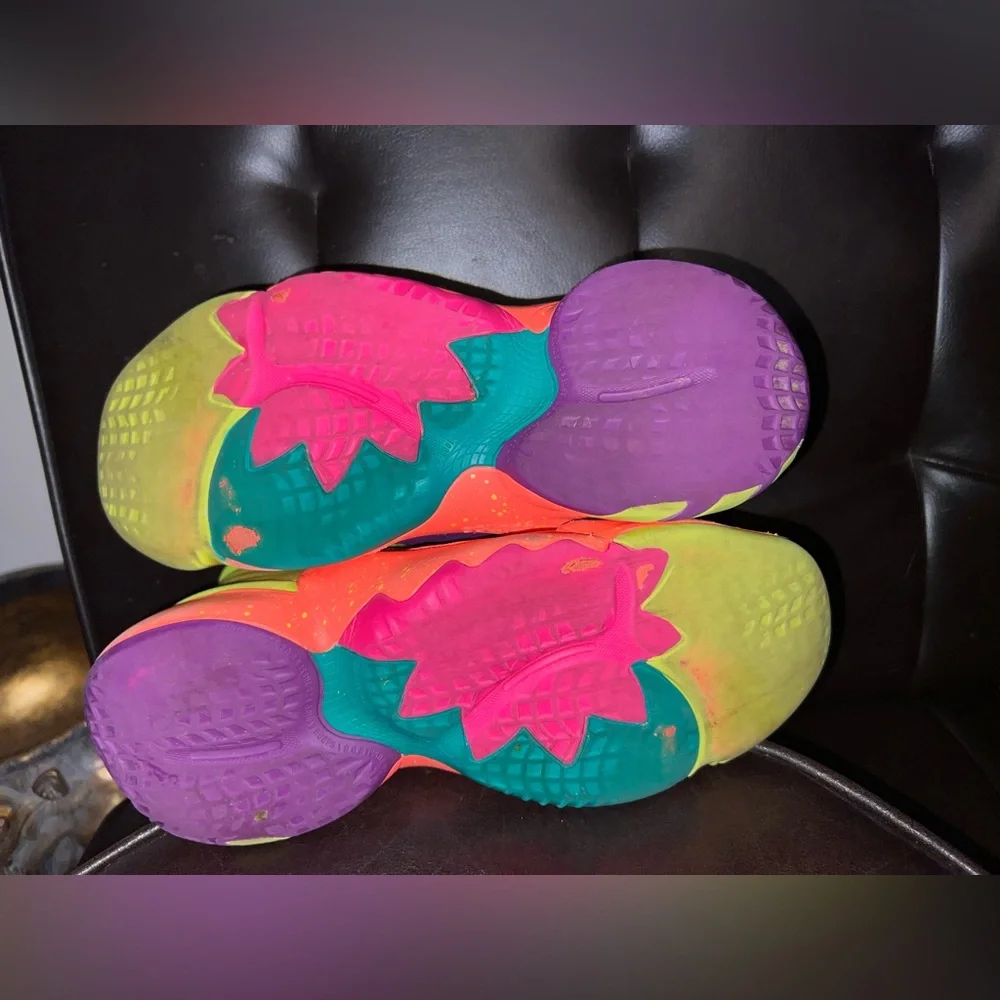 adidas D.O.N. Issue #2 'Prove Em Wrong/Let Em Hate men’s size 7 women’s 8.5 - Picture 11 of 14